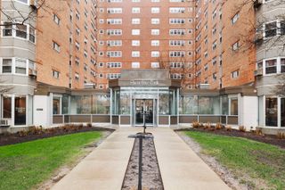 4960 N Marine Drive 1519, Chicago, IL 60640