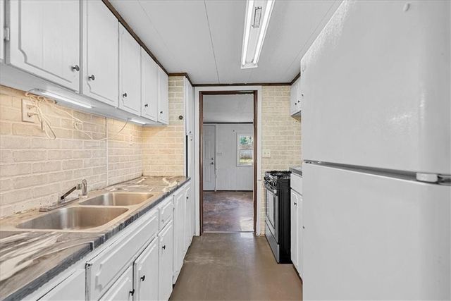 204 N Missouri Street, Archie, MO 64725