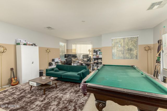 2431 E OMEGA Drive, San Tan Valley, AZ 85143