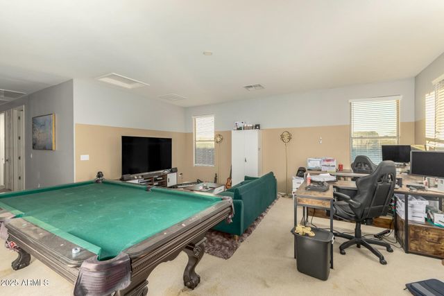 2431 E OMEGA Drive, San Tan Valley, AZ 85143