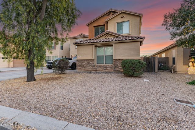 2431 E OMEGA Drive, San Tan Valley, AZ 85143