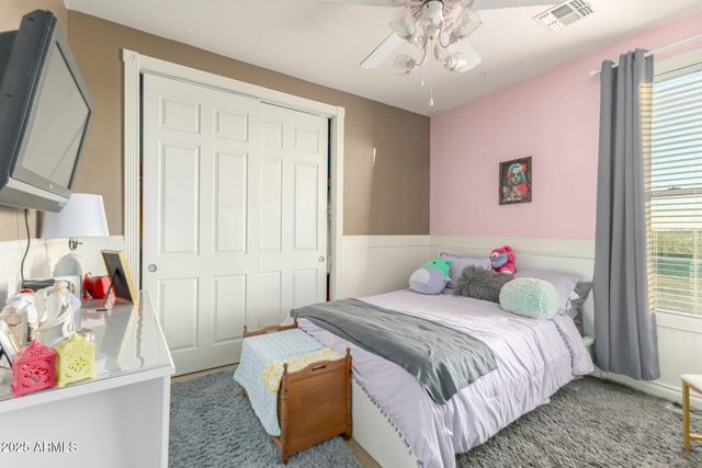 2431 E OMEGA Drive, San Tan Valley, AZ 85143