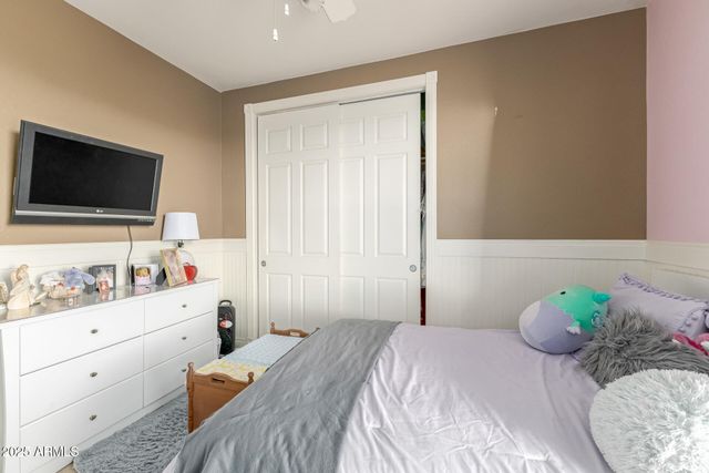 2431 E OMEGA Drive, San Tan Valley, AZ 85143