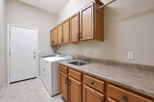 21919 N 79th Avenue, Peoria, AZ 85383