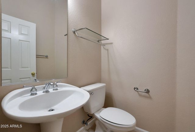 21919 N 79th Avenue, Peoria, AZ 85383