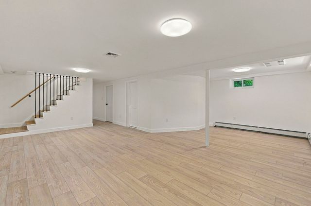 146 Helen Dr, Marlborough, MA 01752