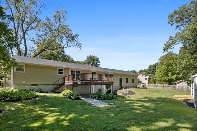 146 Helen Dr, Marlborough, MA 01752