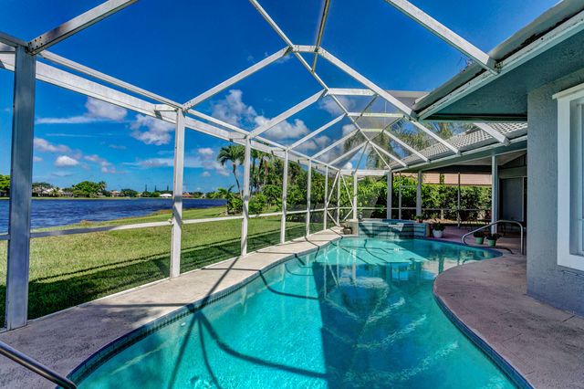 139 BROOKHAVEN Court, Palm Beach Gardens, FL 33418
