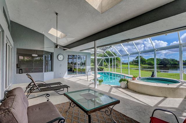 139 BROOKHAVEN Court, Palm Beach Gardens, FL 33418