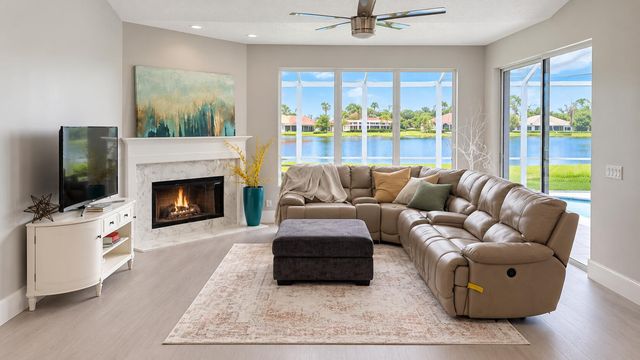 139 BROOKHAVEN Court, Palm Beach Gardens, FL 33418