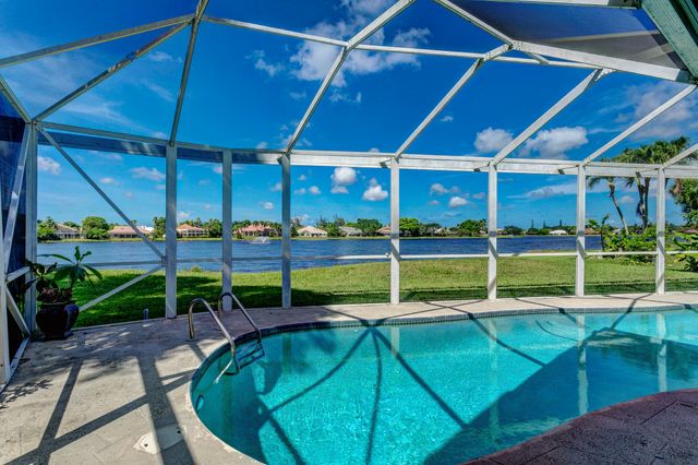139 BROOKHAVEN Court, Palm Beach Gardens, FL 33418