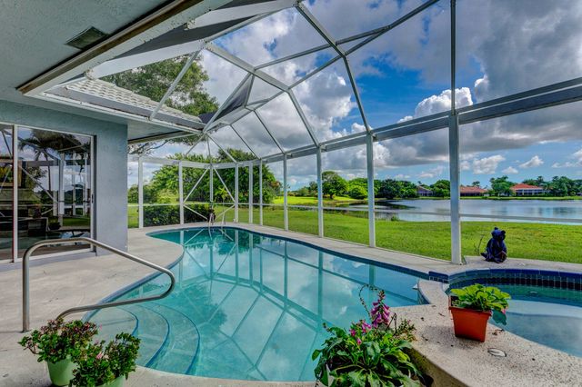 139 BROOKHAVEN Court, Palm Beach Gardens, FL 33418