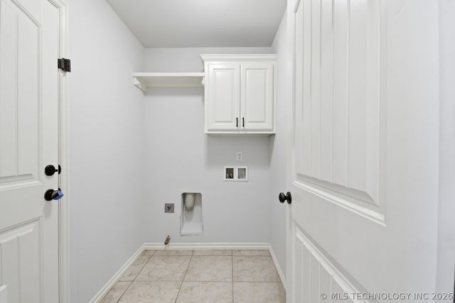 1218 E 133rd Place, Glenpool, OK 74033