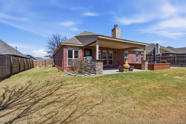 1218 E 133rd Place, Glenpool, OK 74033