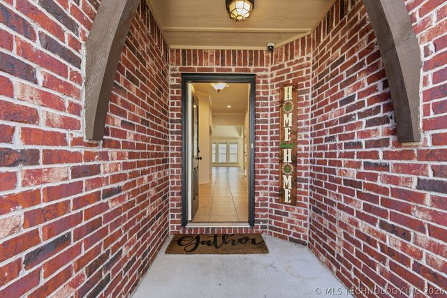 1218 E 133rd Place, Glenpool, OK 74033