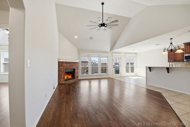 1218 E 133rd Place, Glenpool, OK 74033