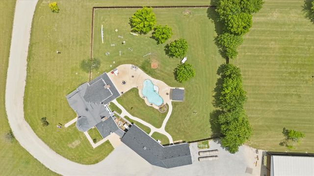 14705 County Road 545, Nevada, TX 75173