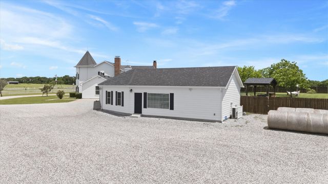 14705 County Road 545, Nevada, TX 75173