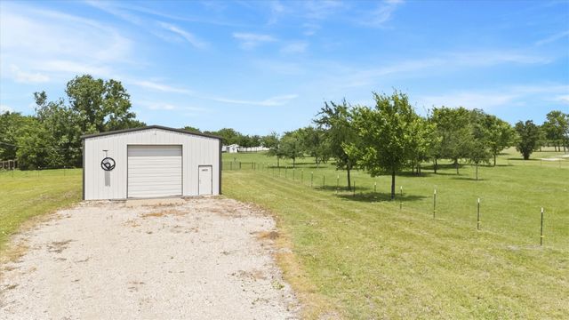 14705 County Road 545, Nevada, TX 75173