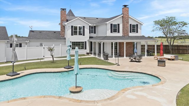 14705 County Road 545, Nevada, TX 75173