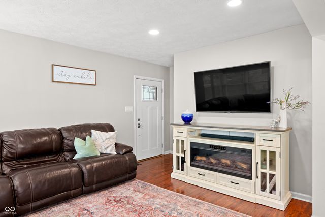 1217 Crawford Drive, Indianapolis, IN 46220