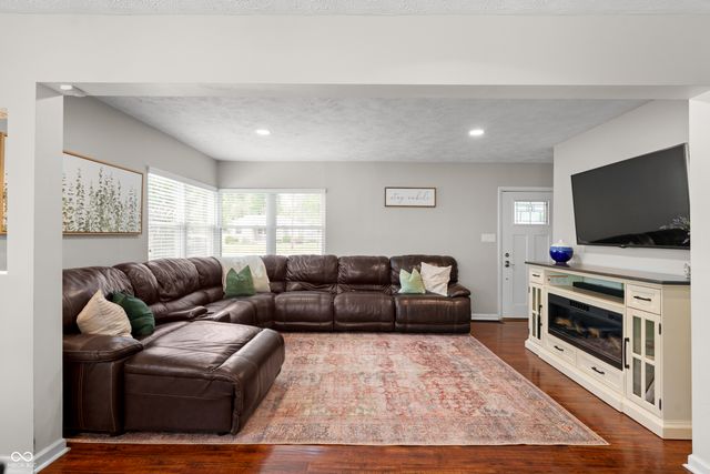 1217 Crawford Drive, Indianapolis, IN 46220