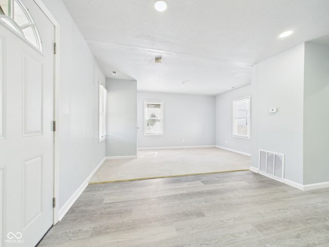 1403 W 3rd Street, Anderson, IN 46016