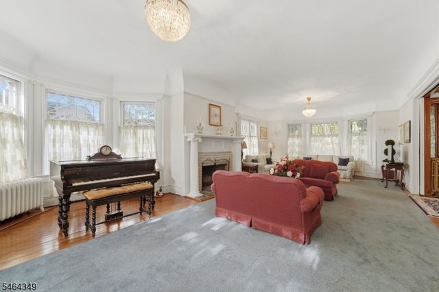 676 Belgrove Dr, Kearny Town, NJ 07032