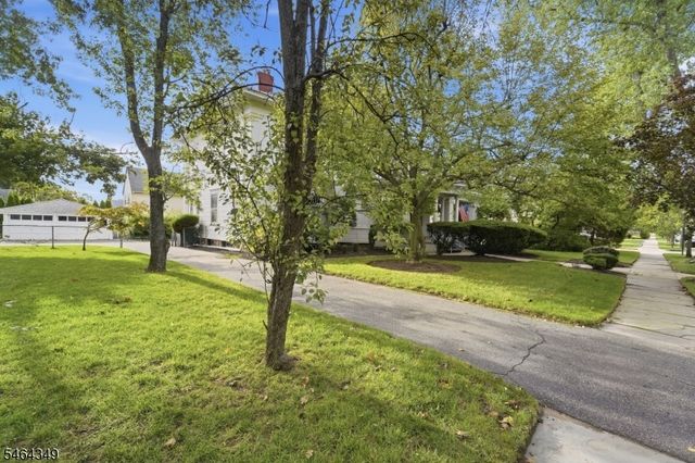 676 Belgrove Dr, Kearny Town, NJ 07032