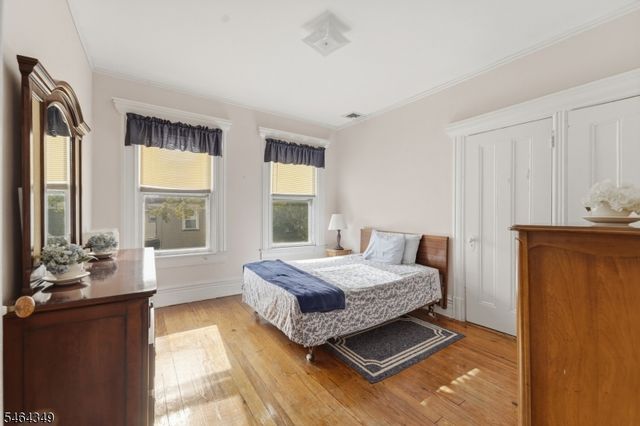 676 Belgrove Dr, Kearny Town, NJ 07032