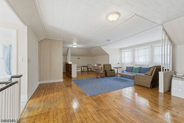676 Belgrove Dr, Kearny Town, NJ 07032