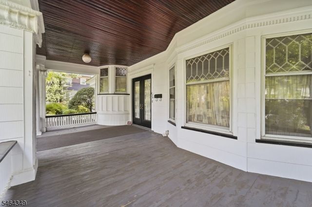 676 Belgrove Dr, Kearny Town, NJ 07032