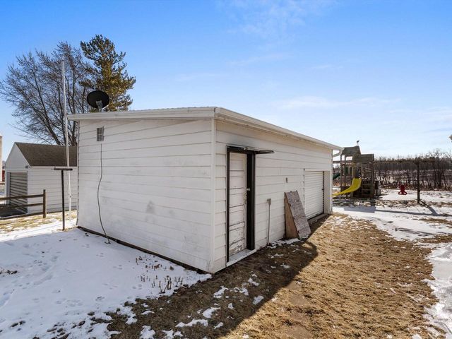 411 S Packer DRIVE, Manitowoc, WI 54220