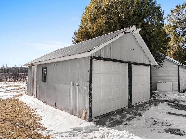 411 S Packer DRIVE, Manitowoc, WI 54220