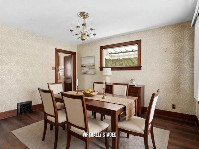 411 S Packer DRIVE, Manitowoc, WI 54220