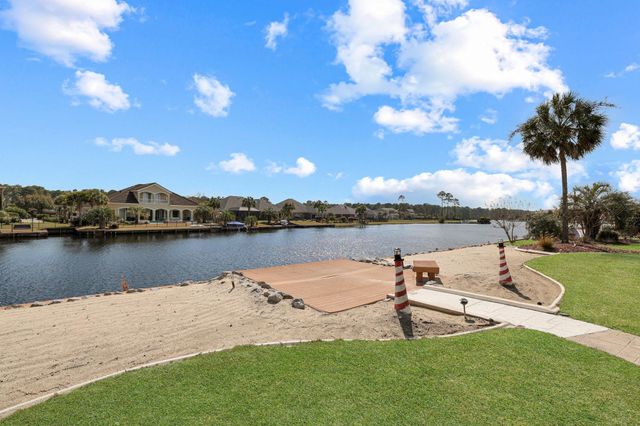 9461 Carrington Dr., Myrtle Beach, SC 29579