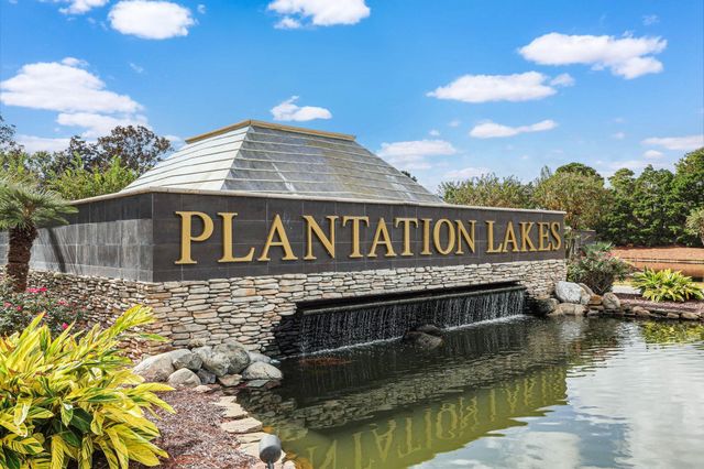 9461 Carrington Dr., Myrtle Beach, SC 29579