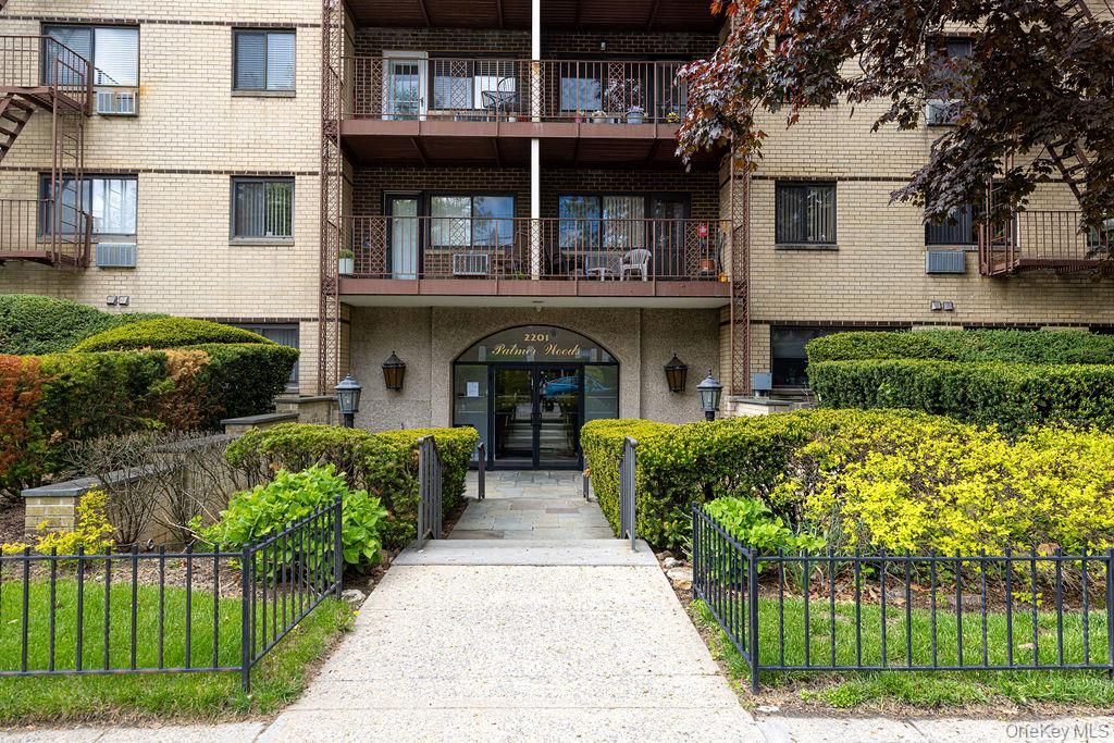 2201 Palmer Avenue 3F, New Rochelle, NY 10801