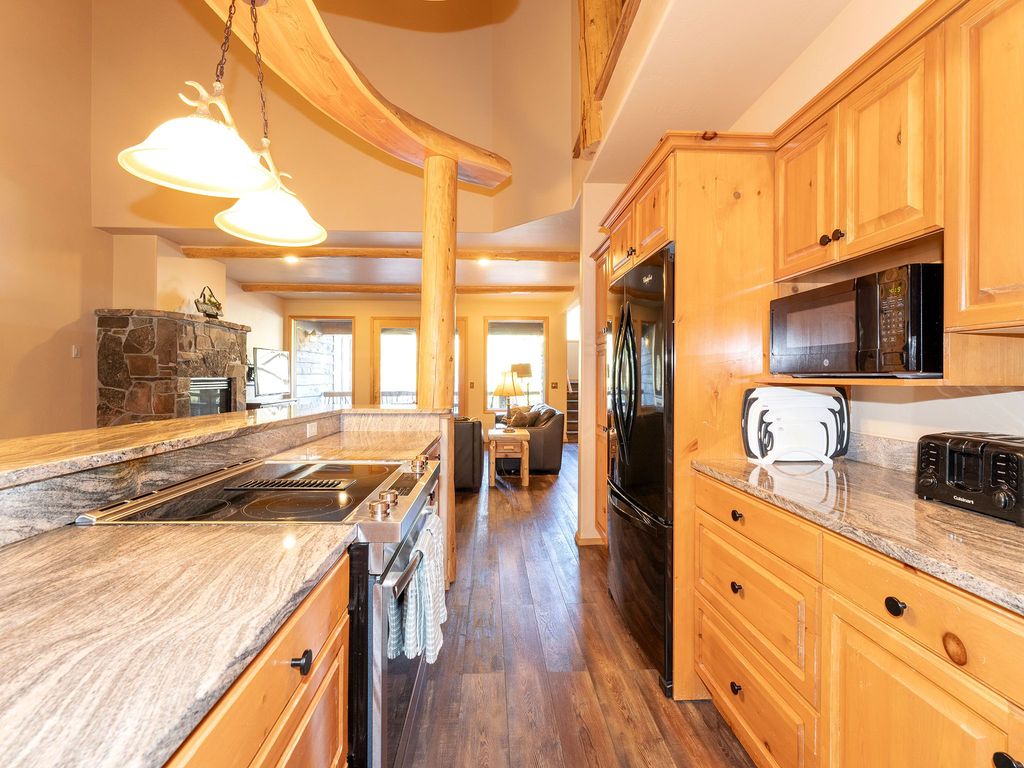 311 Wood Run Drive B, Whitefish, MT 59937 photo 16