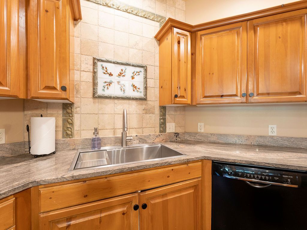 311 Wood Run Drive B, Whitefish, MT 59937 photo 18