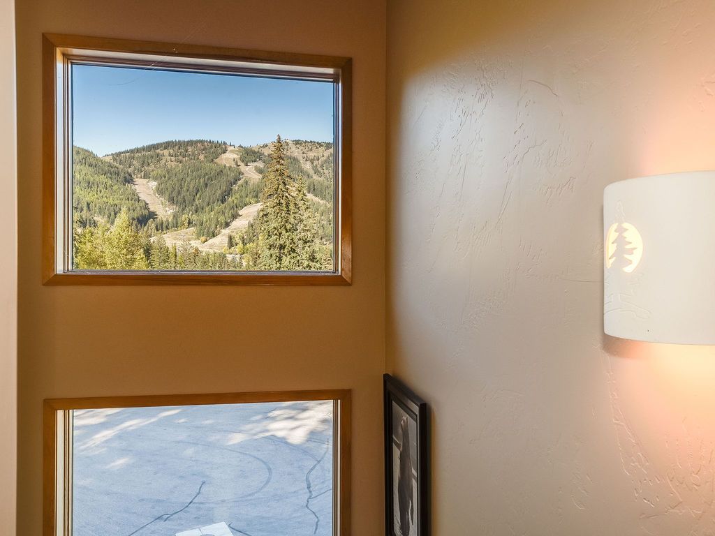 311 Wood Run Drive B, Whitefish, MT 59937 photo 25