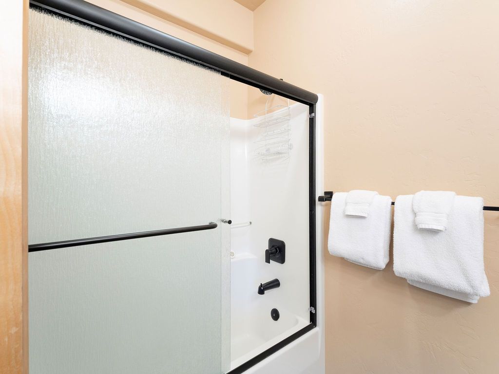 311 Wood Run Drive B, Whitefish, MT 59937 photo 32