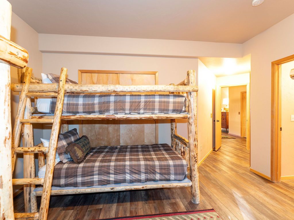 311 Wood Run Drive B, Whitefish, MT 59937 photo 36