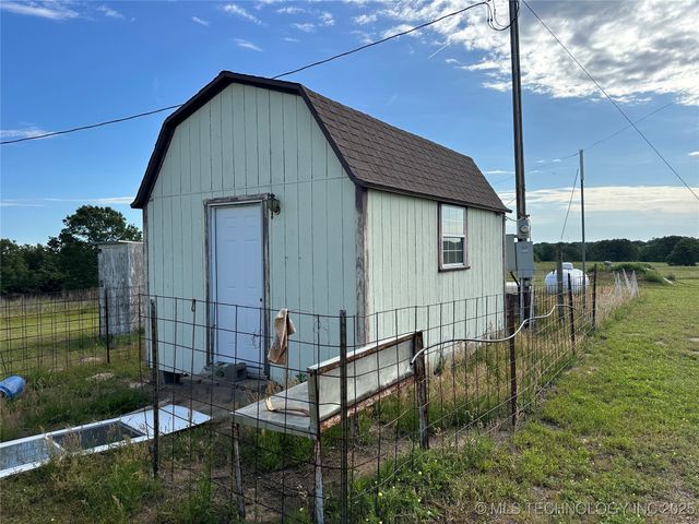 8494 E Nightingale, Atoka, OK 74525