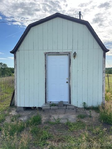 8494 E Nightingale, Atoka, OK 74525