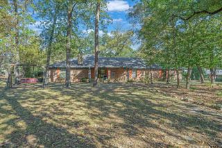 675 Greenbriar Trail, Holly Lake Ranch, TX 75765