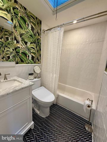 3 W SUMMERFIELD AVE, Collingswood, NJ 08108