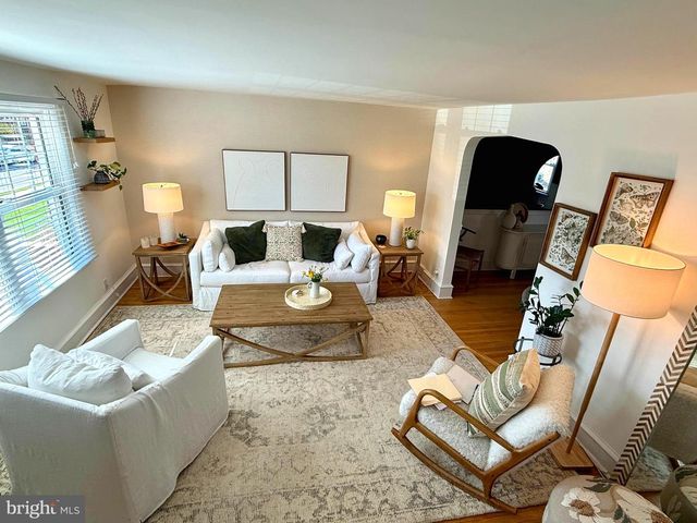 3 W SUMMERFIELD AVE, Collingswood, NJ 08108