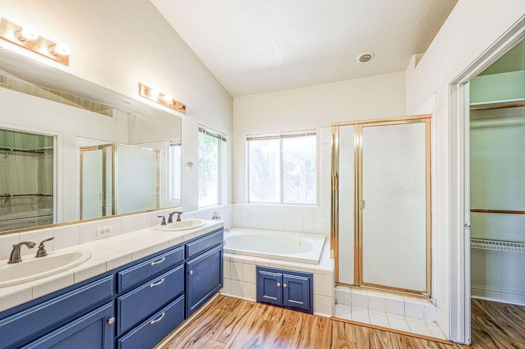 Image 7 of property listing at 2274 S Eddy Avenue, Fresno, CA 93727