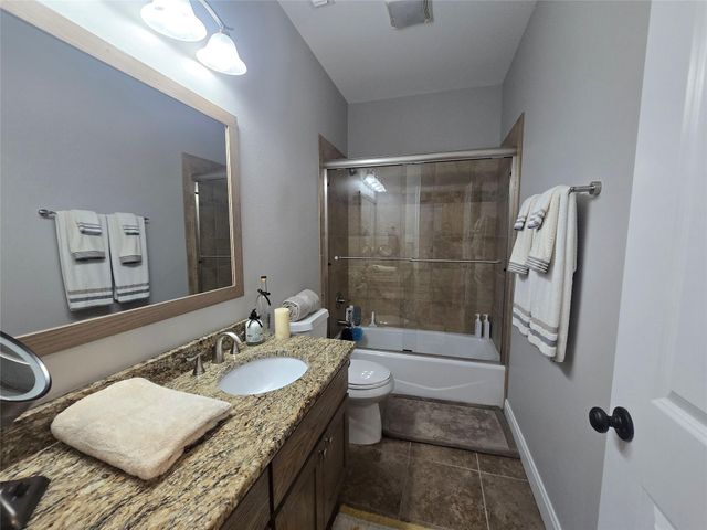 140 Manawianui DR, Bastrop, TX 78602